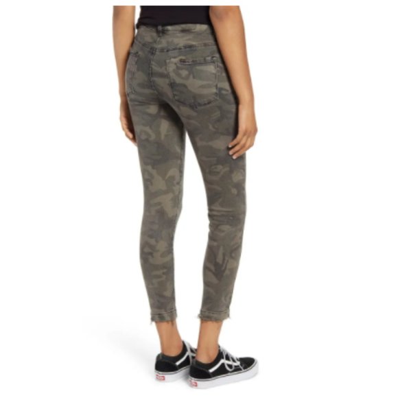 STS Blue Ellie Camouflage High Waist Crop Jeggings, 31 - Picture 3 of 8